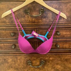 Josie by Natoria 32c woman’s bright purple bra